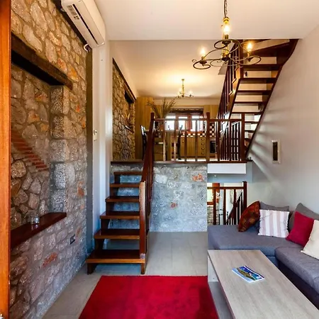 Villa Stone Dukes Parálion Ástros