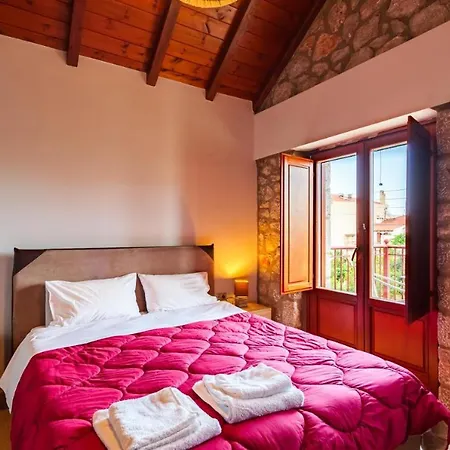 Stone Dukes * Parálion Ástros