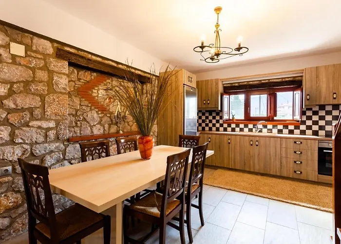 Stone Dukes Villa
